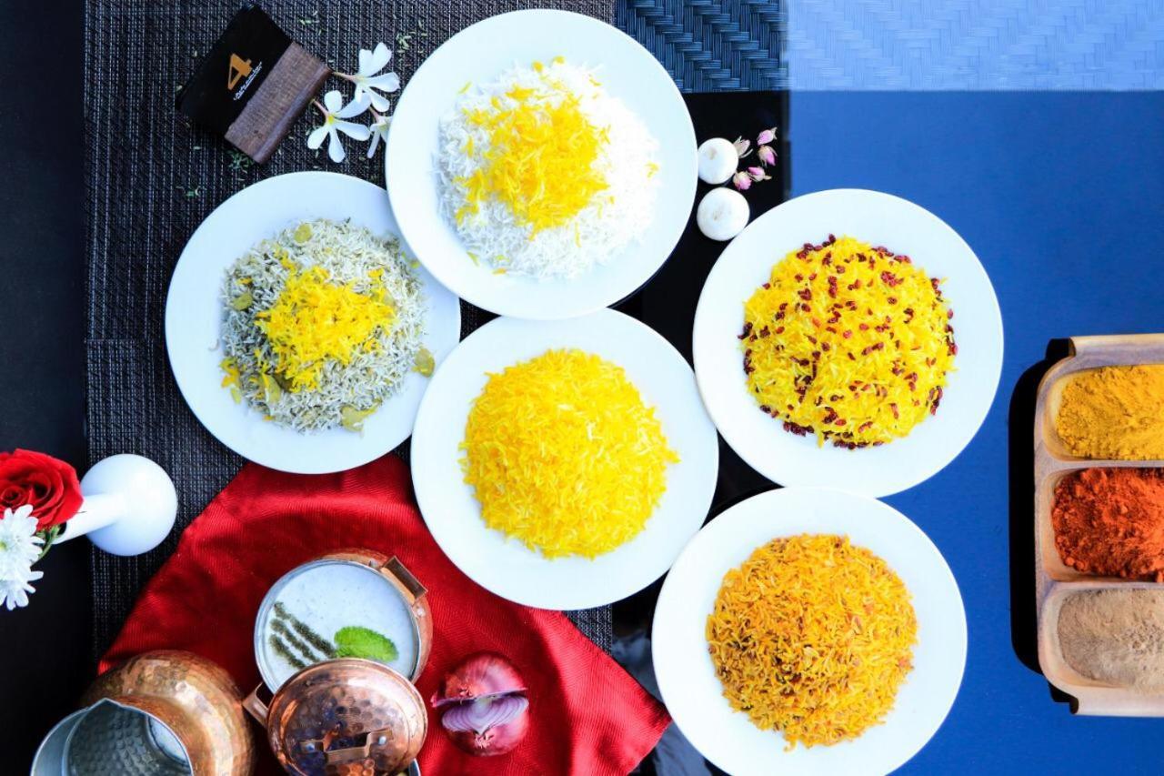 Parkside Plaza Muscat Hotel Kültér fotó